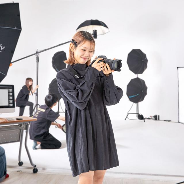 専門学校 名古屋ビジュアルアーツ・アカデミー 【写真学科】撮影対象は無限大！本格的な一眼カメラで撮影体験！1