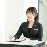 【交通費補助あり】【4年制（大学併修）】ウエディング分野OCの詳細