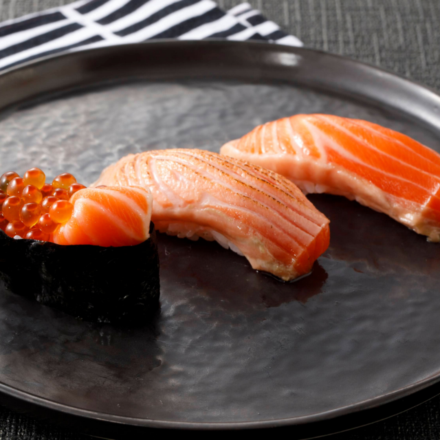 東京山手調理師専門学校 12/13【日本】サーモン寿司1