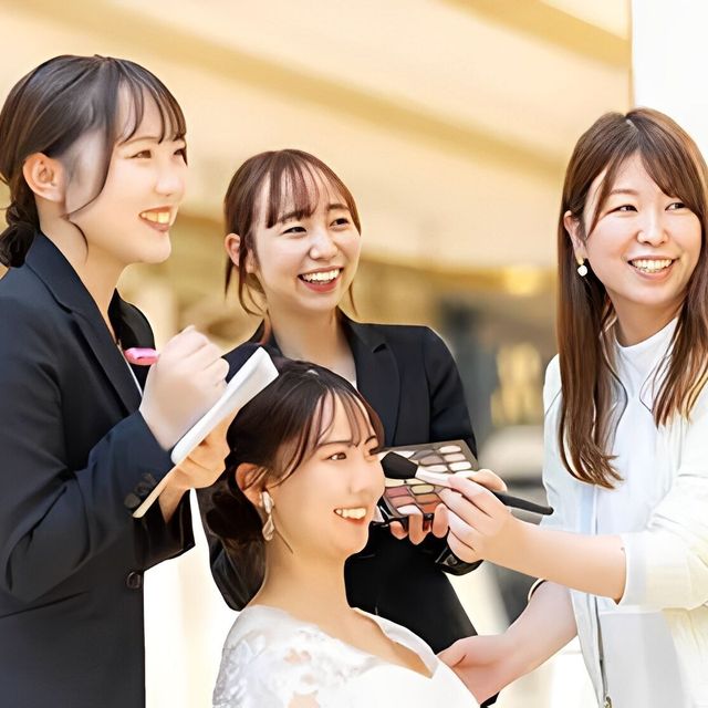 専門学校　福岡ビジョナリーアーツ 【ウェディング】ヘアメイクさんのお仕事体験1