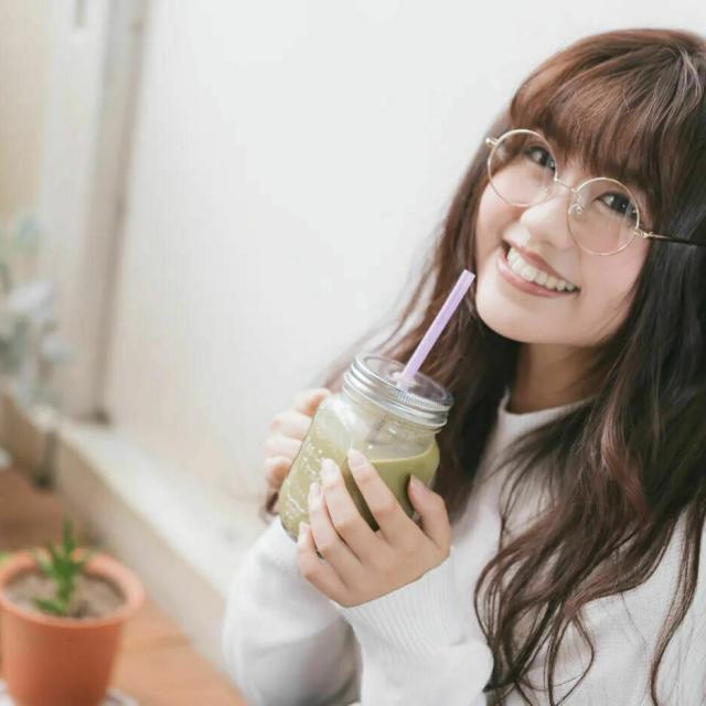 専門学校 ワールドオプティカルカレッジ "似合うメガネ講座”&メガネ作り”楽しく体験してみませんか?1