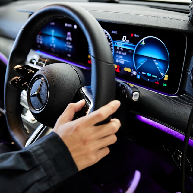 専門学校　東京工科自動車大学校世田谷校 メルセデス・ベンツ×スバル　比較体験！1