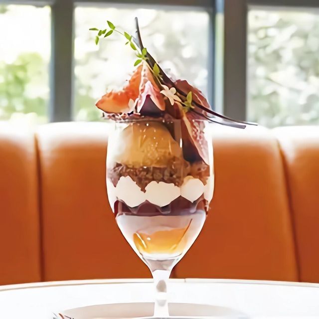 専門学校　福岡ビジョナリーアーツ 【フード】チョコレートのグラスパフェ1