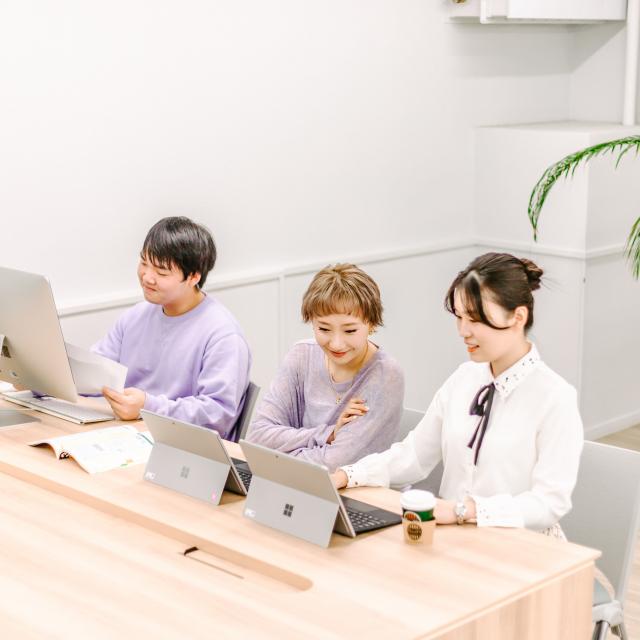 専門学校 東京ビジネス・アカデミー 【高2生限定】WEBバナーをデザインしてみよう1