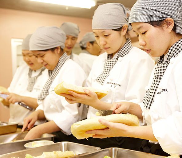 織田製菓専門学校 資料請求 願書請求 学校案内 スタディサプリ 進路