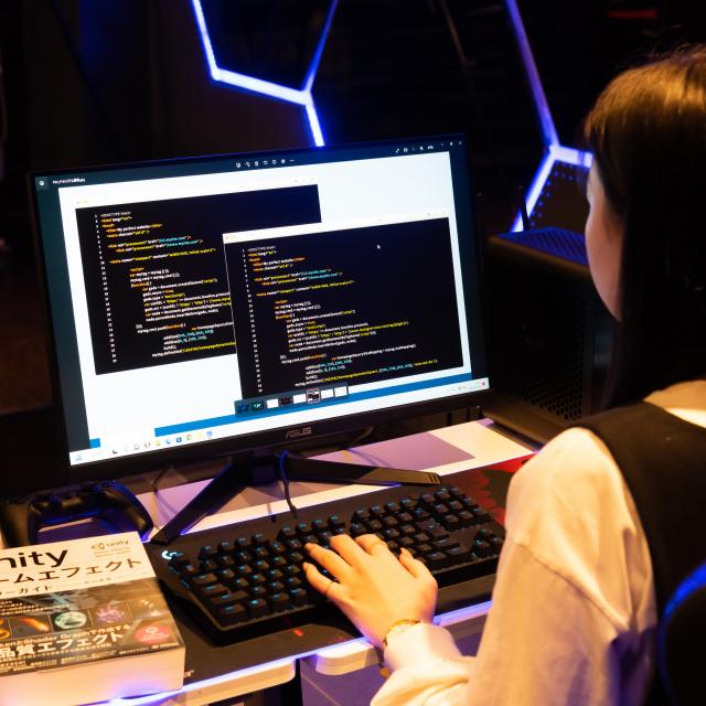 情報科学専門学校 【体験イベント】プログラミング体験1