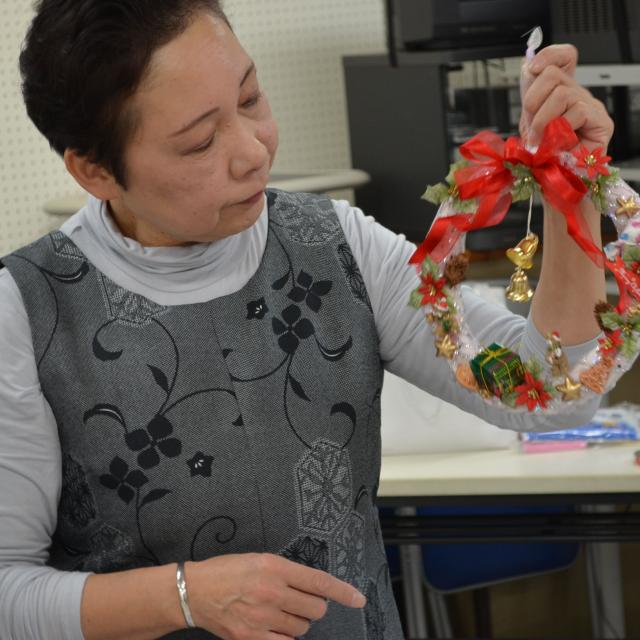 フラワーデザイン!~クリスマスの花飾り~