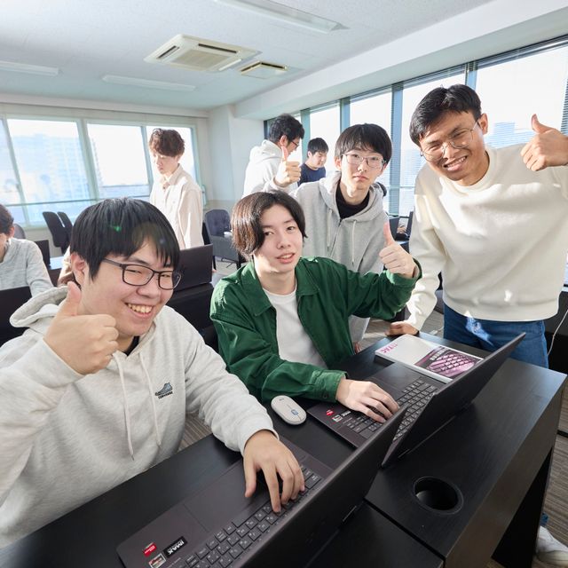 日本ＩＴビジネス公務員専門学校 【 IT・Web・ゲーム 】プログラミング、ゲーム制作を体験4