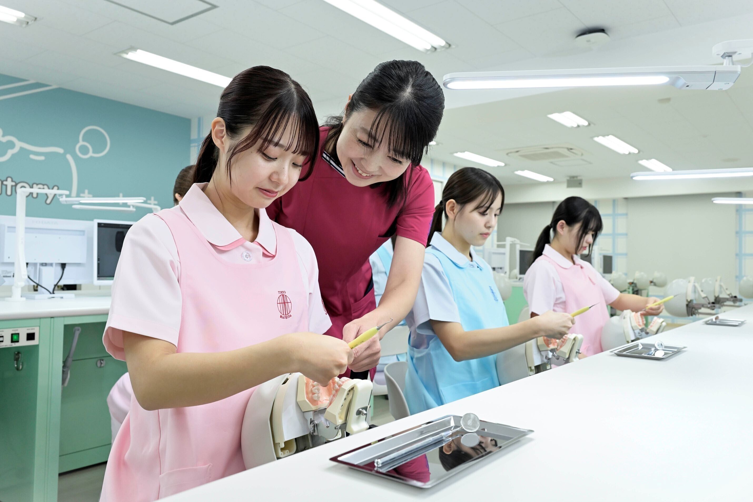 大阪歯科衛生学院専門学校 | 資料請求・願書請求・学校案内【スタディ