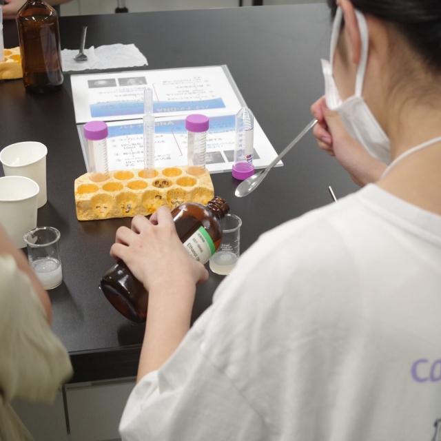 湘央生命科学技術専門学校 バイオ技術で食品・化粧品・医療に貢献！今から目指す専門の道2