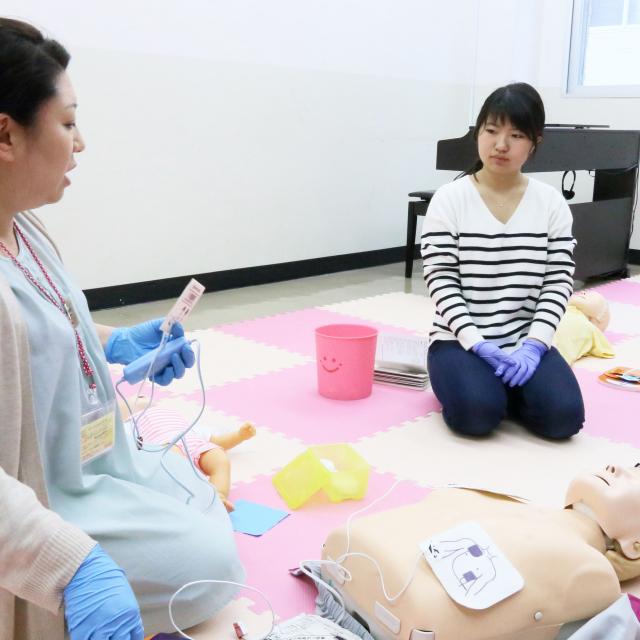 日本デザイン福祉専門学校 1/27(日)楽しく学ぶ救命講座1