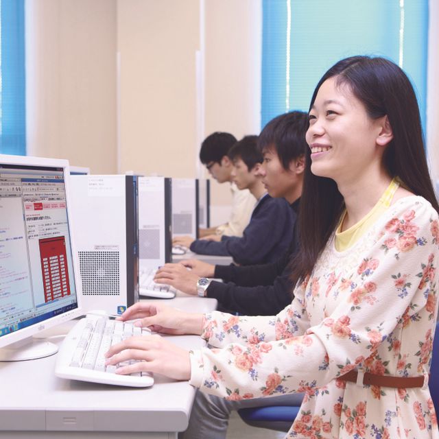 近畿コンピュータ電子専門学校 留学生オープンキャンパス1