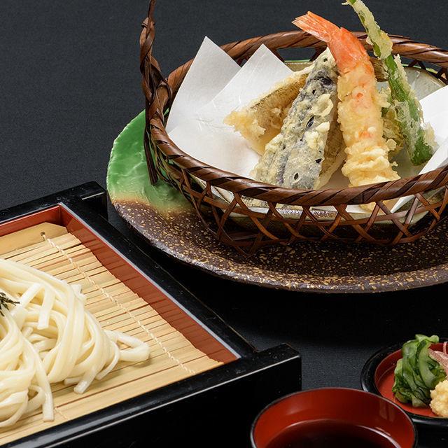 織田調理師専門学校 【8月】天麩羅&冷やしうどん1