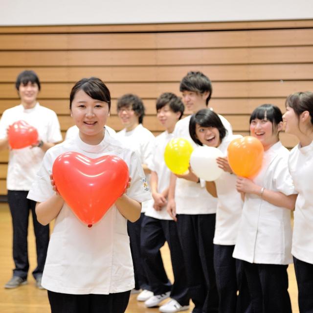 多摩リハビリテーション学院 “こころ”と“身体”が動くリハビリ1