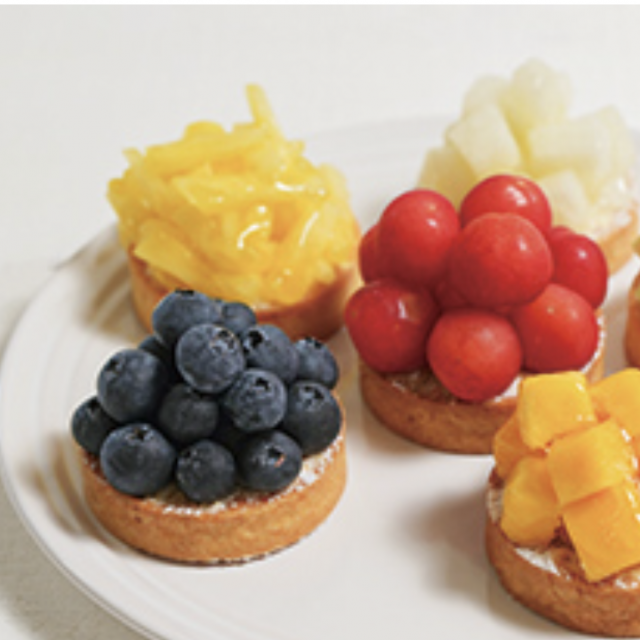 専門学校ビジョナリーアーツ Xmasプチタルト1