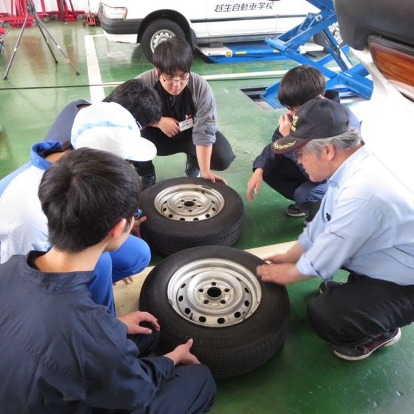 専門学校 越生自動車大学校 資料請求 願書請求 学校案内 スタディサプリ 進路