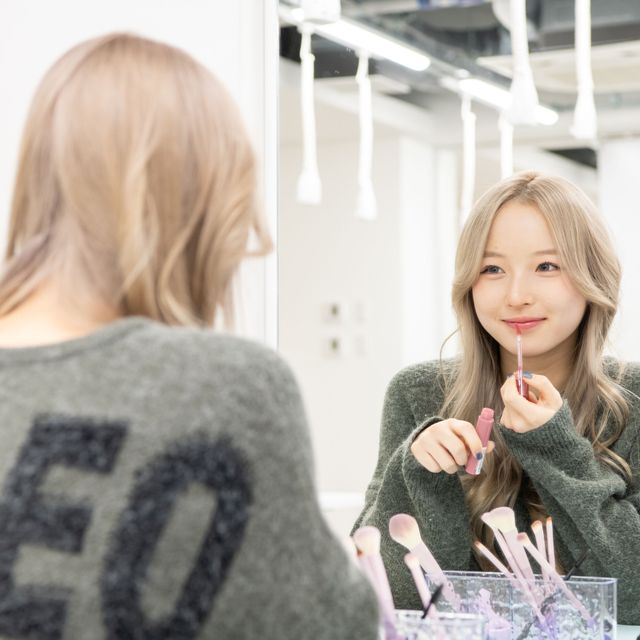 横浜ベルエポック美容専門学校 毎日メイク役立つ！ポイントメイク体験2