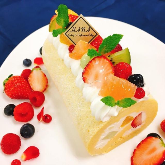 華調理製菓専門学校 ロールケーキ1