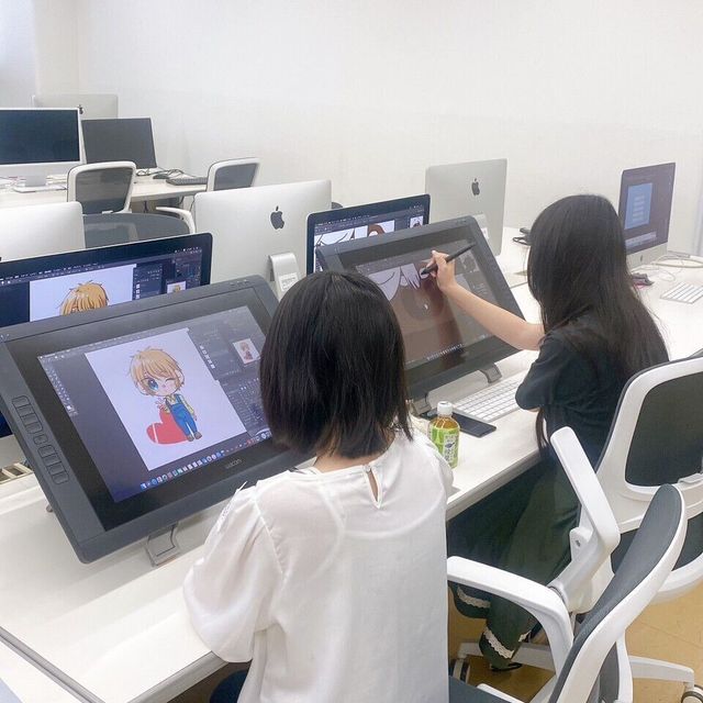 足利デザイン・ビューティ専門学校 クリエイティブデザイン科：2種の選べる実習2