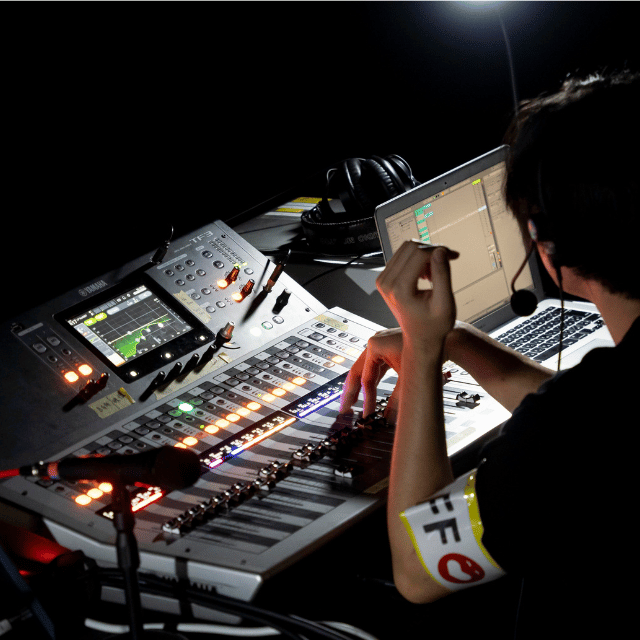 沖縄ラフ＆ピース専門学校 プロに学ぼう！クリックしたくなるサムネイルの作り方！1