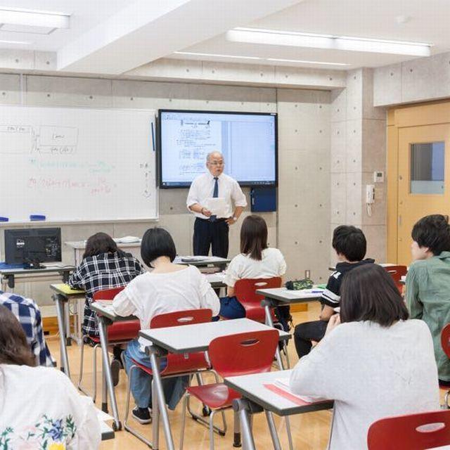 専門学校 福岡カレッジ・オブ・ビジネス 【高校3年生・既卒の方対象】大学編入科説明会・学校説明会1