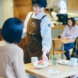 学生が運営するカフェ、オープン!の詳細