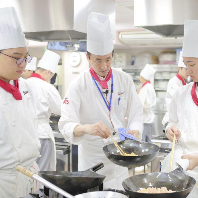 香川調理製菓専門学校 【調理】焼きビーフン＆汁ビーフン1