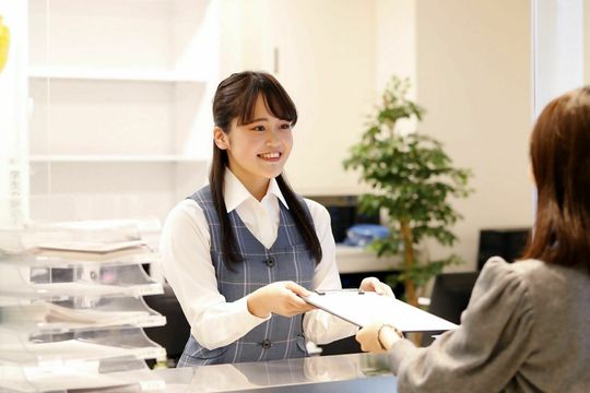 大阪バイオメディカル専門学校 卒業後のキャリア 医療事務総合学科 昼間 ２年制 医療事務土田 久美子さん スタディサプリ 進路