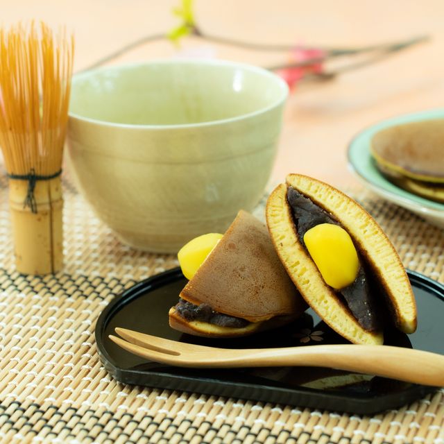 華学園栄養専門学校 体験型ＯＣ　まぜて焼いてはさむだけ！簡単和菓子どらやき作り1