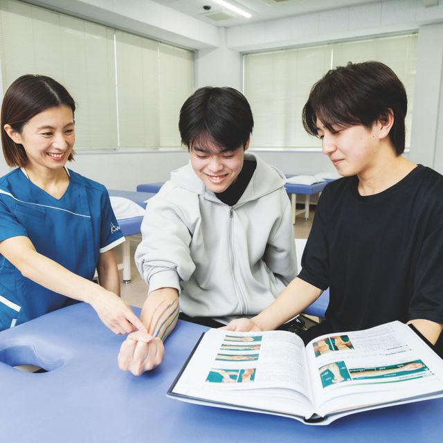 あいち福祉医療専門学校 知る・体験する・ 魅力を徹底理解！  ～理学療法コース～3