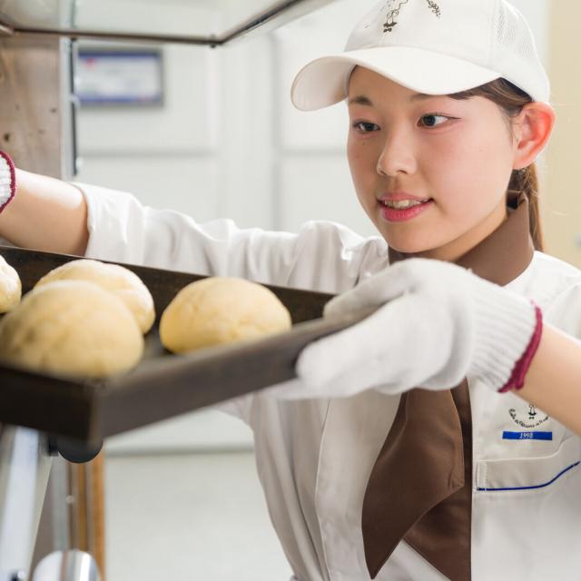 名古屋製菓専門学校 『ベーコンエピ』名古屋製菓／製パン科4