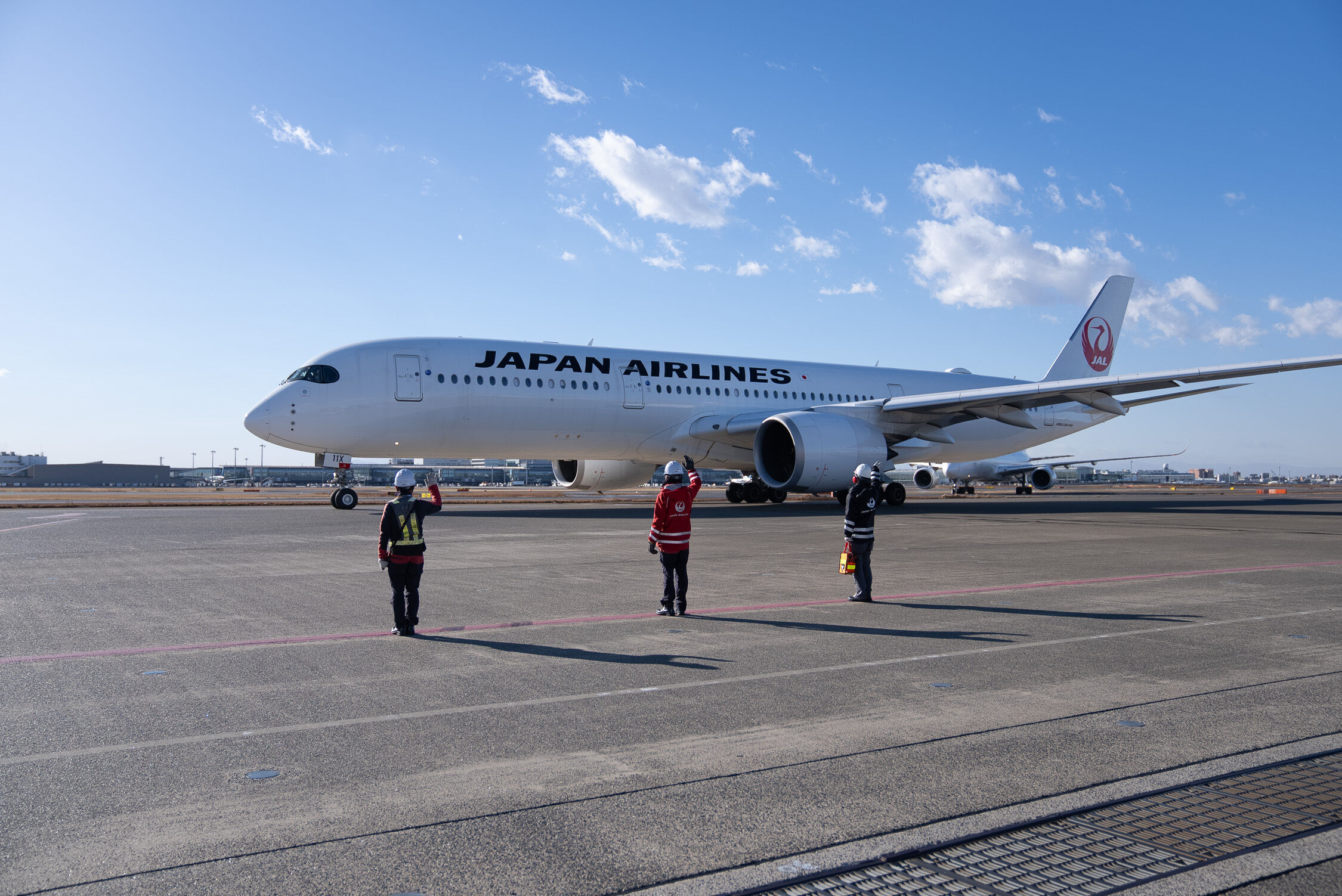 国際航空専門学校 資料・願書請求｜手厚い就職指導で夢を実現