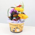 テクノ・ホルティ園芸専門学校 フラワーデザイン実習★ハロウィンのアレンジメントを作ろう！