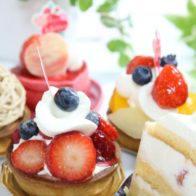 情報科学専門学校 【体験イベント】おいしいケーキを食べながら♪おもてなし体験1
