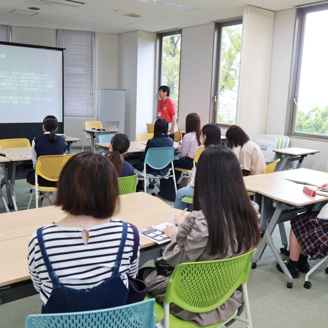 西南女学院大学 【入試対策講座も実施】"西女"のオープンキャンパス1