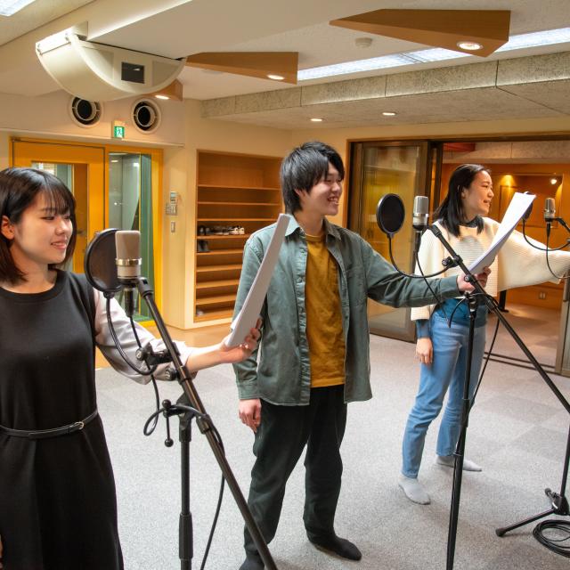 専門学校 名古屋ビジュアルアーツ・アカデミー 【声優コース】アフレコ・洋画吹替・アニソン！声をシゴトに！2
