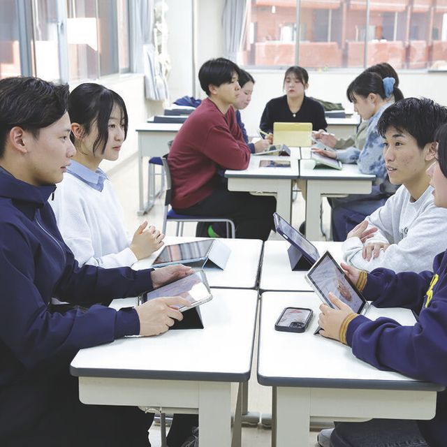 福岡リハビリテーション大学校 捻挫予防のテーピング・脳の錯覚とコミュニケーション2