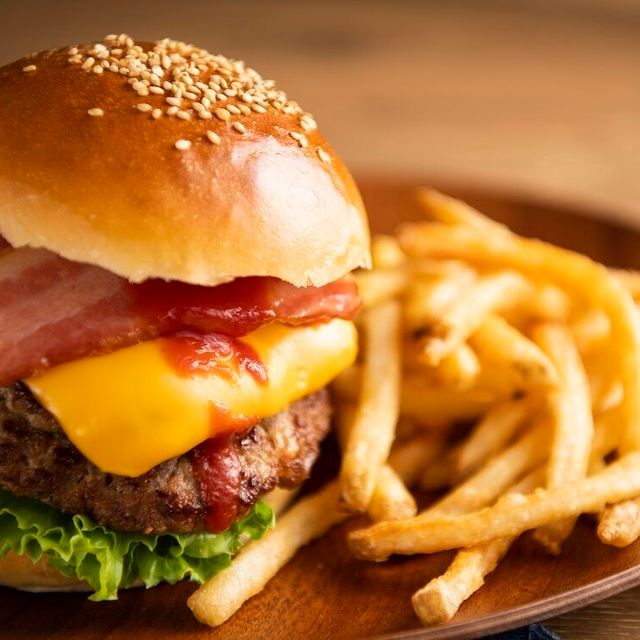 札幌ベルエポック製菓調理専門学校 【フード★じっくり体験DAY】オリジナルハンバーガー1