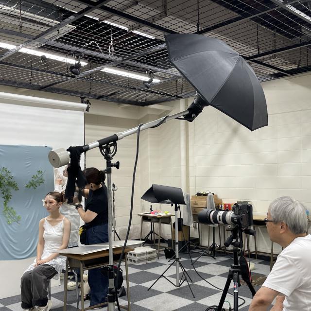目白ファッション＆アートカレッジ メイク・ヘアアレンジ・ネイルデザインに挑戦！4