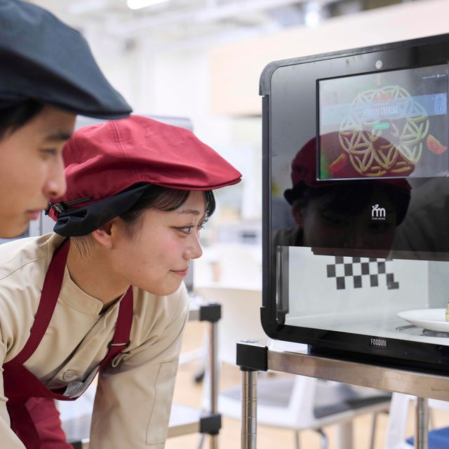 新渡戸文化短期大学 《高1.2年生歓迎！》未来デザイン！3Dフードプリンター体験2