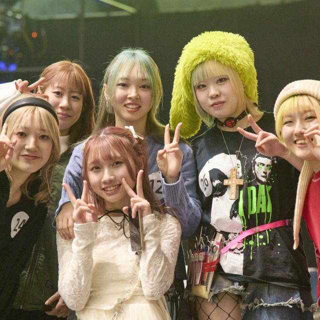 高津理容美容専門学校 授業体験DAY！ワインディング・ボディジュエリー♪2