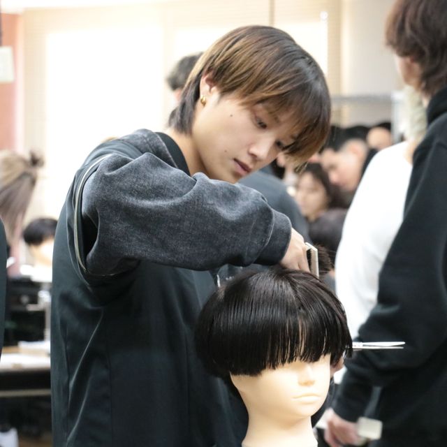 ＹＩＣ京都ビューティ専門学校 メンズトレンドヘアカット＆セット体験4