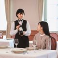 【ホテル】ソムリエ体験！／京都ホテル観光ブライダル専門学校