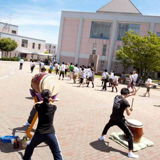 新潟医療福祉大学 全13学科教員による「模擬講義コレクション」開催!1