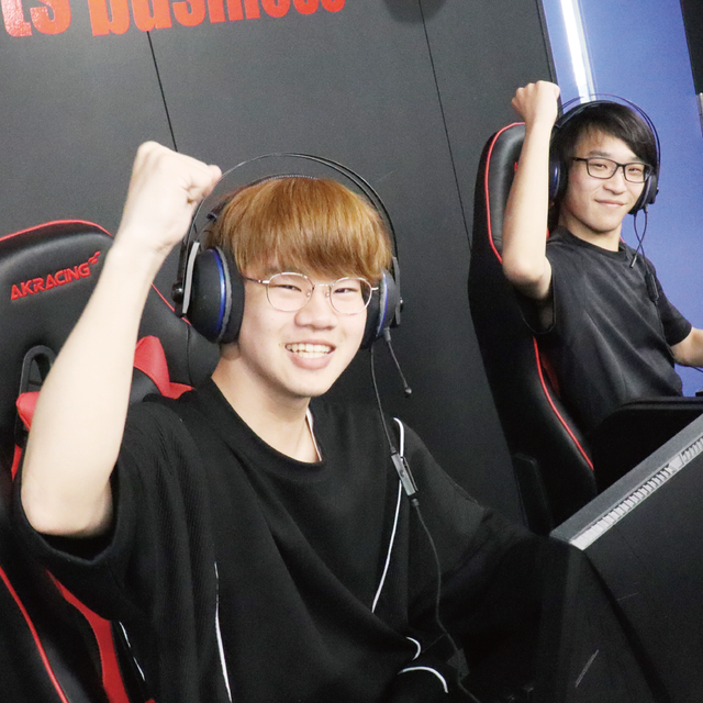 専門学校岡山ビジネスカレッジ ｅスポーツビジネス学科｜先輩たちとLoL＆Valoで交流！1