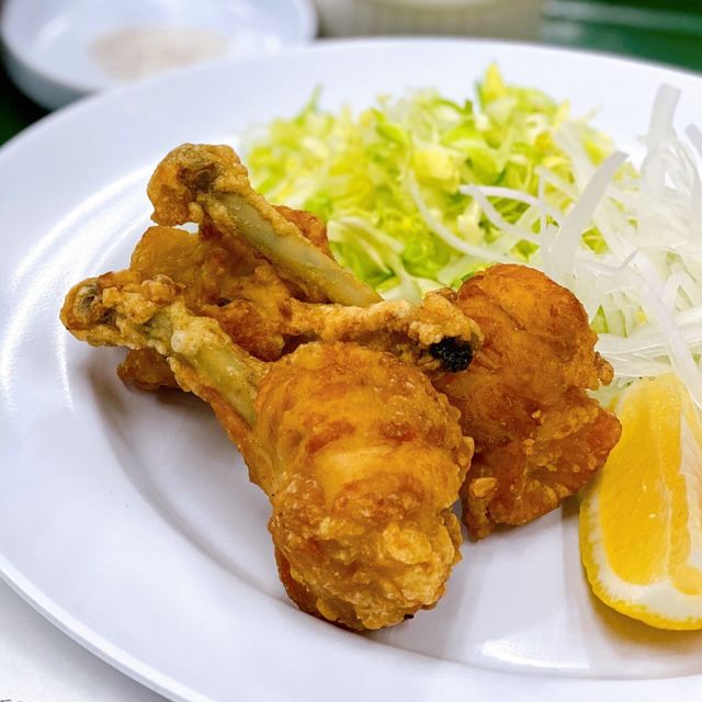 東京多摩調理製菓専門学校 【中国料理】鶏手羽　から揚げ1