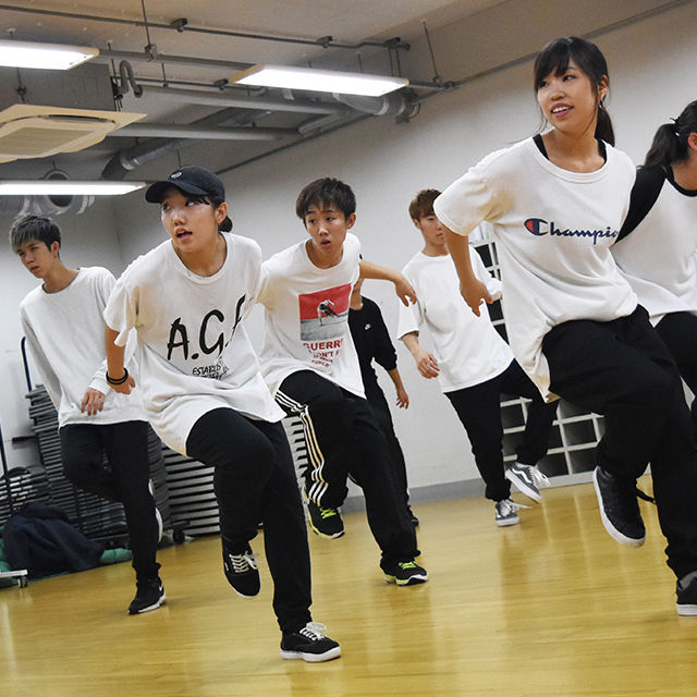 専門学校東京アナウンス学院 ダンスパフォーマンスの科体験入学「ダンスレッスン体験」1