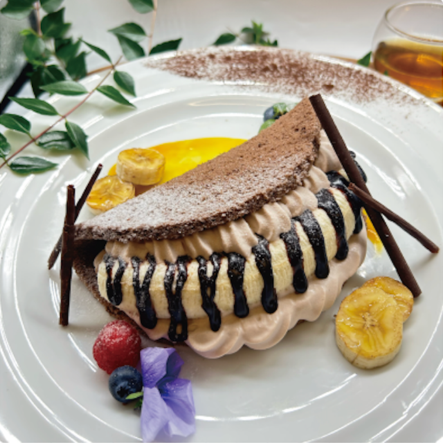 大阪調理製菓専門学校ｅｃｏｌｅ　ＵＭＥＤＡ 【製菓】チョコバナナオムレット1