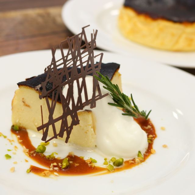 ハッピー製菓調理専門学校 【パティシエ】バスクチーズケーキ！1