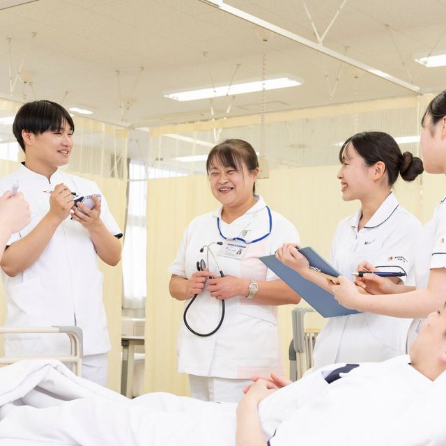 群馬医療福祉大学 看護師◆保健師◆養護教諭を目指すin藤岡キャンパス※仮予約1